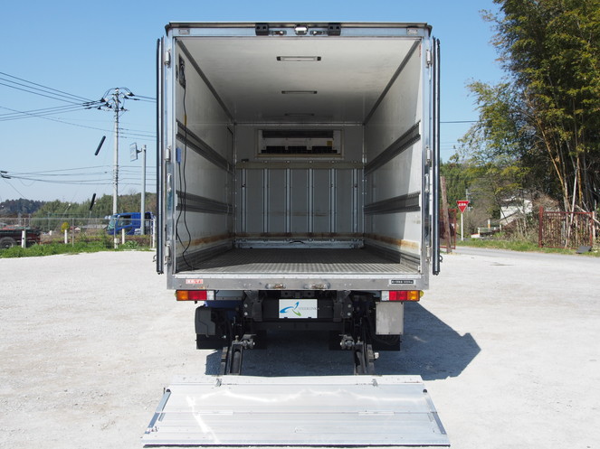 いすゞ エルフ 冷凍バン 小型 BDG-NPR85AN 年式 H21[写真12]