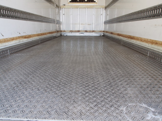 いすゞ エルフ 冷凍バン 小型 BDG-NPR85AN 年式 H21[写真18]