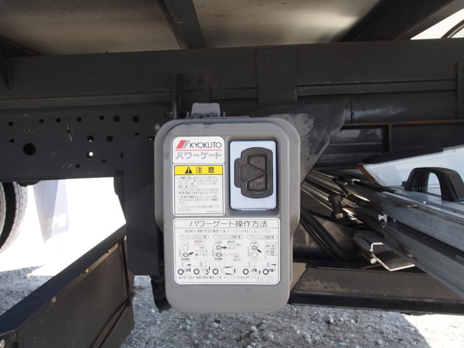 いすゞ エルフ 冷凍バン 小型 BDG-NPR85AN 年式 H21[写真37]