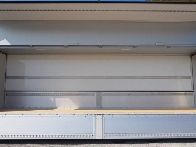 三菱ふそう スーパーグレート ウイング車 大型 QPG-FS64VZ 年式 H28[写真11]