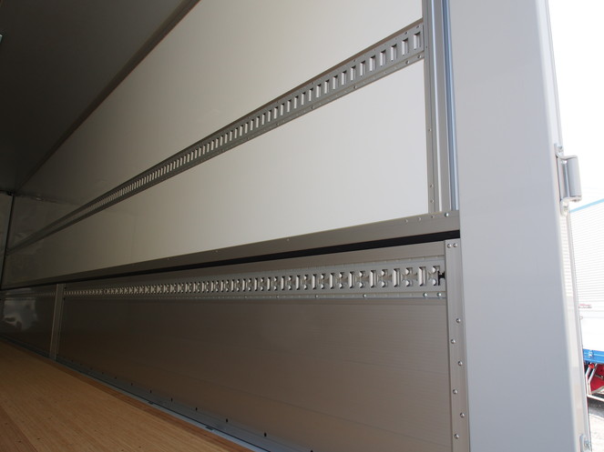 三菱ふそう スーパーグレート ウイング車 大型 QPG-FS64VZ 年式 H28[写真13]