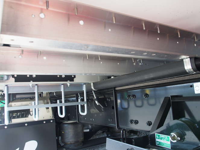 三菱ふそう スーパーグレート ウイング車 大型 QPG-FS64VZ 年式 H28[写真25]