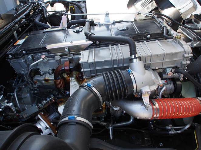 三菱ふそう スーパーグレート ウイング車 大型 QPG-FS64VZ 年式 H28[写真20]