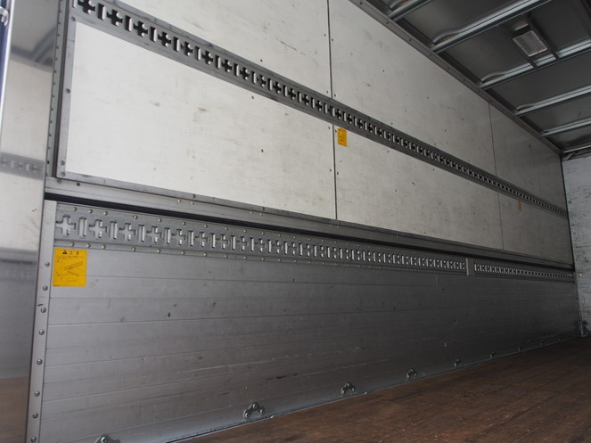 三菱ふそう ファイター ウイング車 中型 KK-FK64FK 年式 H16[写真16]