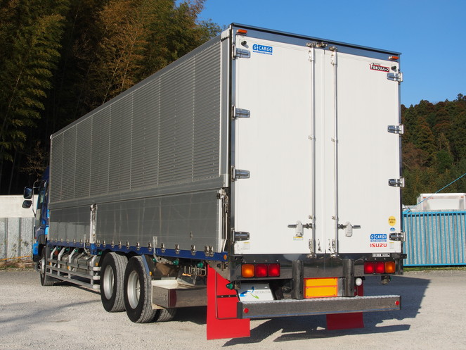 いすゞ ギガ ウイング車 大型 PDG-CYL77V8 年式 H20[写真05]