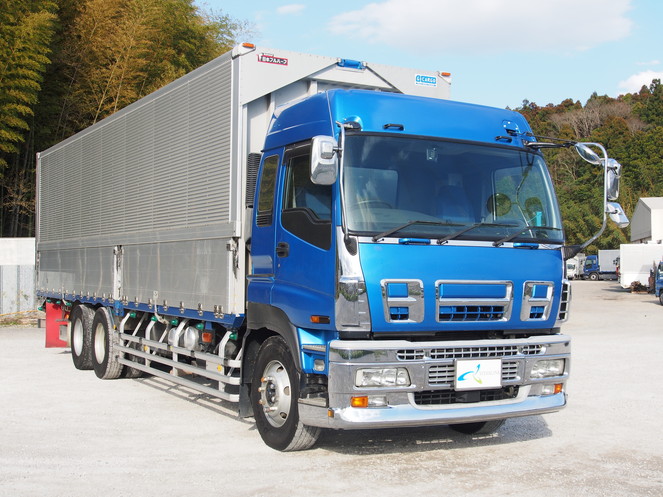 いすゞ ギガ ウイング車 大型 PDG-CYL77V8 年式 H20[写真01]