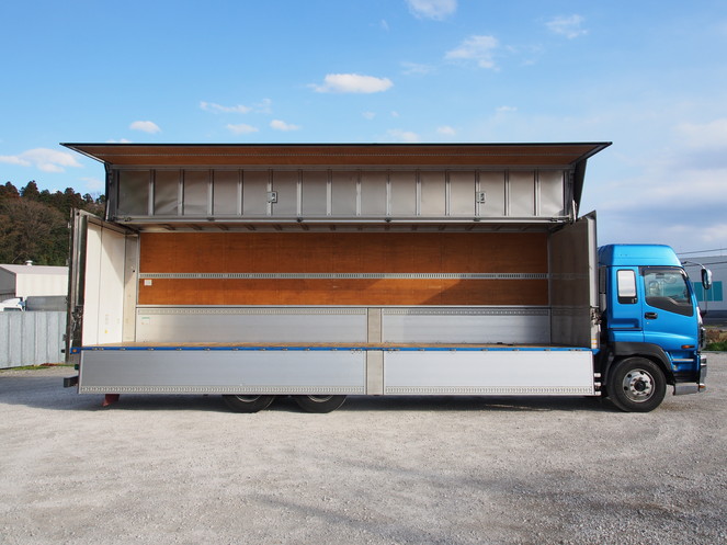 いすゞ ギガ ウイング車 大型 PDG-CYL77V8 年式 H20[写真09]
