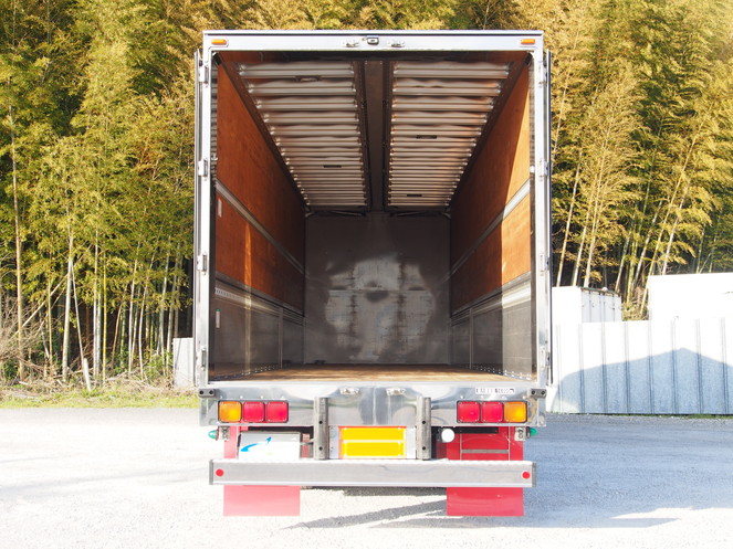 いすゞ ギガ ウイング車 大型 PDG-CYL77V8 年式 H20[写真17]