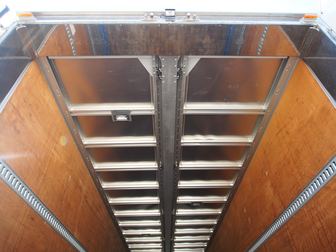 いすゞ ギガ ウイング車 大型 PDG-CYL77V8 年式 H20[写真22]