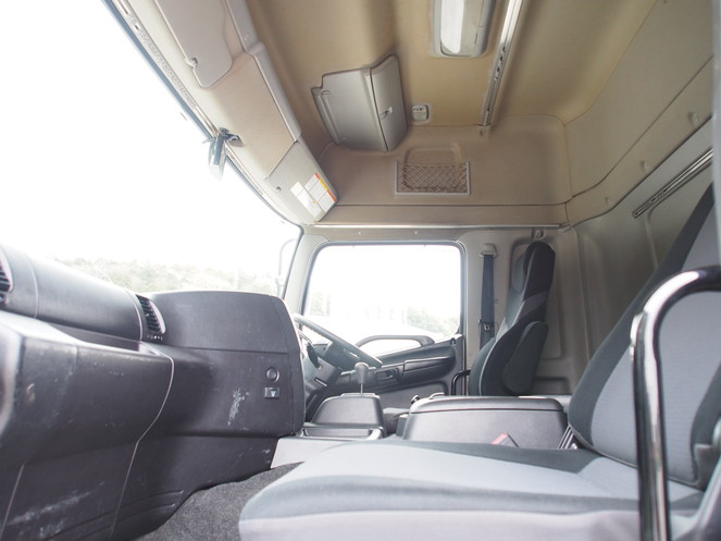 日野 グランドプロフィア ウイング車 大型 LKG-FW1EXBG 年式 H23[写真25]