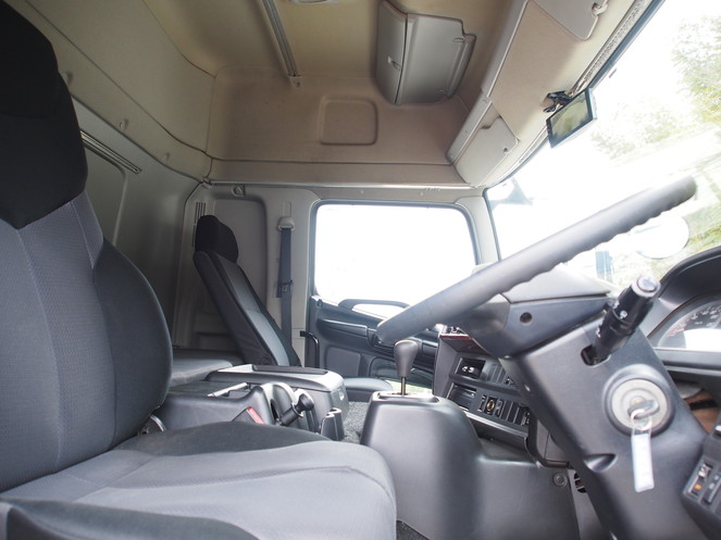 日野 グランドプロフィア ウイング車 大型 LKG-FW1EXBG 年式 H23[写真21]