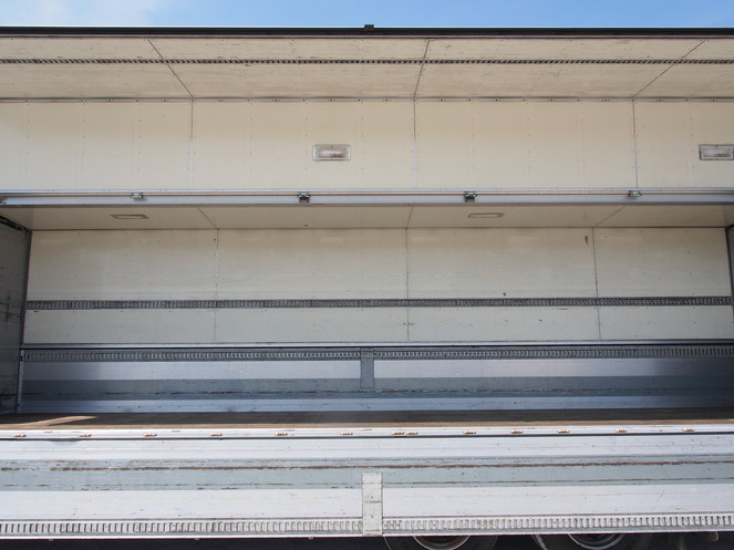 三菱ふそう スーパーグレート ウイング車 大型 KL-FU50JUZ 年式 H15[写真14]