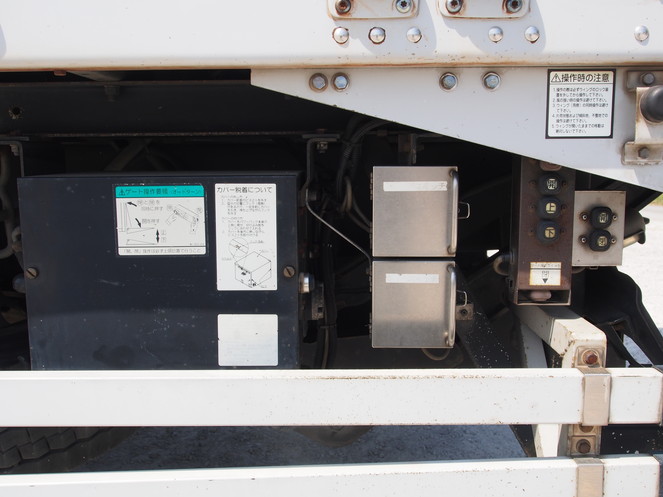 三菱ふそう スーパーグレート ウイング車 大型 KL-FU50JUZ 年式 H15[写真34]