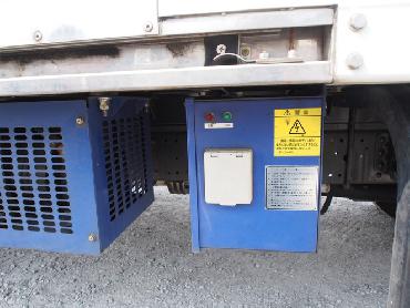 三菱ふそう キャンター 冷凍バン 小型 PDG-FE84DV 年式 H22 [写真18]