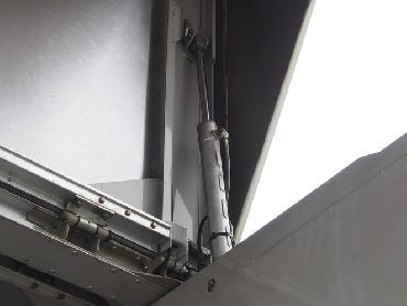 いすゞ フォワード ウイング車 中増t KL-FSD33L4S 年式 H16 [写真23]