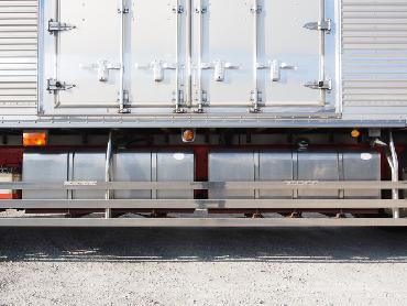 いすゞ ギガ 冷凍バン 大型 KL-CYL51V3 年式 H13 [写真17]