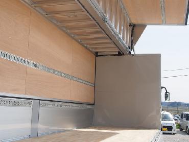 三菱ふそう スーパーグレート ウイング車 大型 QPG-FS64VZ 年式 H28 [写真22]