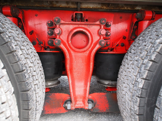 いすゞ ギガ ウイング車 大型 PJ-CYJ52W6 年式 H18[写真33]