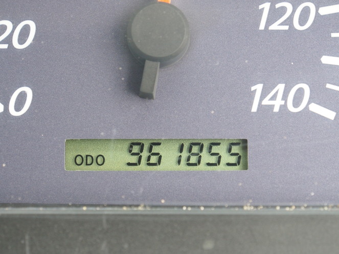 いすゞ ギガ ウイング車 大型 PJ-CYJ52W6 年式 H18[写真29]