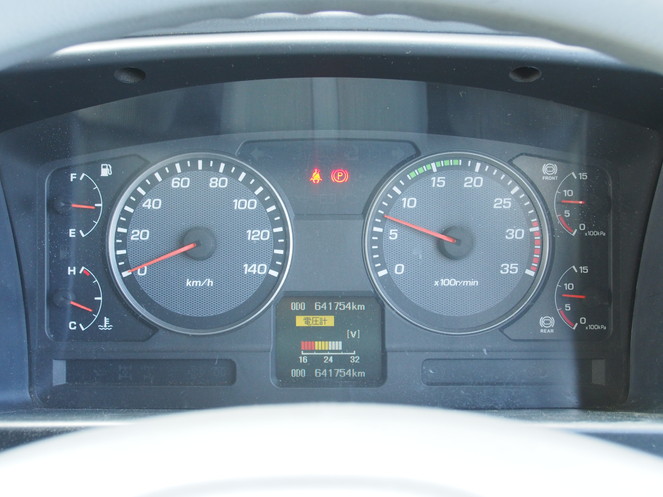 三菱ふそう ファイター ウイング車 中型 PDG-FK61F 年式 H19[写真35]