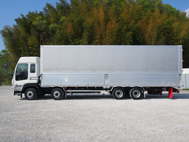 いすゞ ギガ ウイング車 大型 QKG-CYJ77A 年式 H27[写真14]