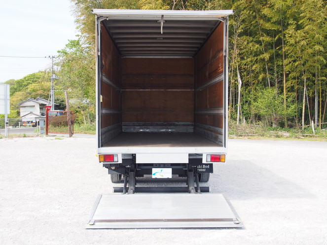 いすゞ エルフ バン車 小型 PA-NPR81N 年式 H18[写真09]