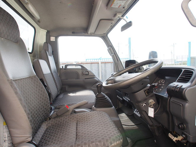 いすゞ エルフ バン車 小型 PA-NPR81N 年式 H18[写真16]