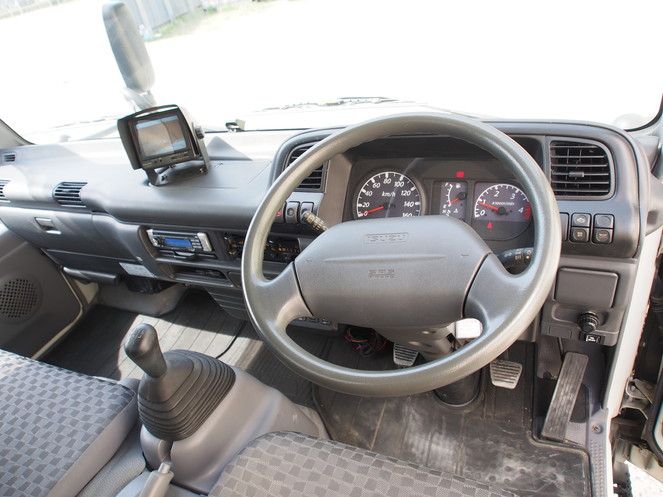 いすゞ エルフ バン車 小型 PA-NPR81N 年式 H18[写真17]