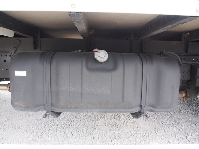 いすゞ エルフ バン車 小型 PA-NPR81N 年式 H18[写真24]