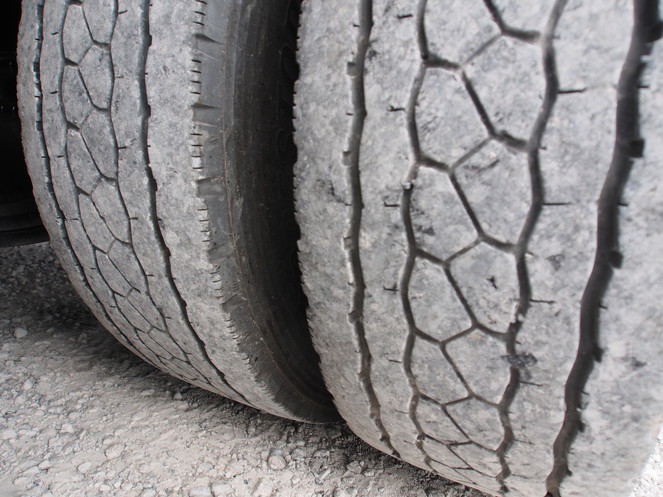 三菱ふそう スーパーグレート ウイング車 大型 BDG-FS54JZ 年式 H22[写真23]