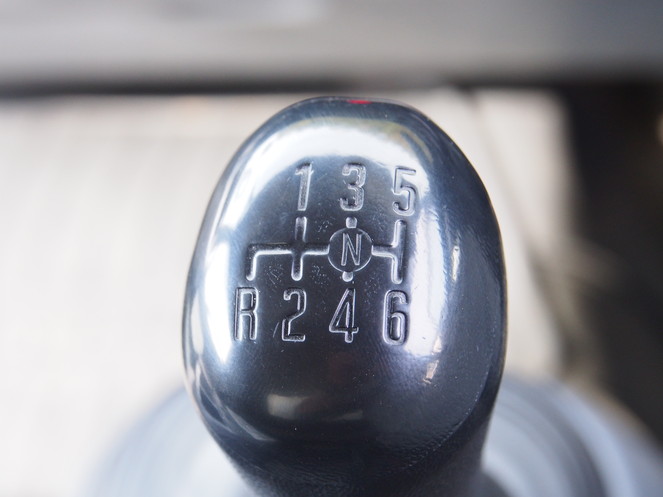 いすゞ フォワード 冷凍バン 中型 PKG-FRR90S2 年式 H21[写真24]