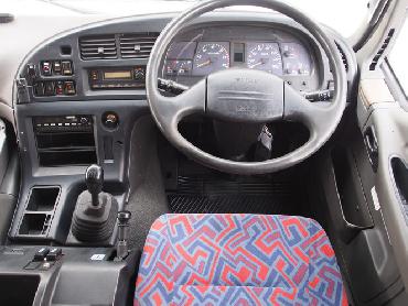 いすゞ ギガ ウイング車 大型 PJ-CYJ52W6 年式 H18 [写真25]