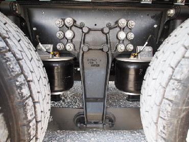 いすゞ ギガ ウイング車 大型 QKG-CYJ77A 年式 H27 [写真36]