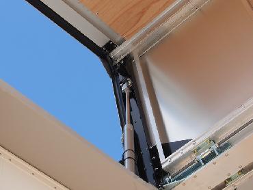 いすゞ ギガ ウイング車 大型 QKG-CYJ77A 年式 H27 [写真18]