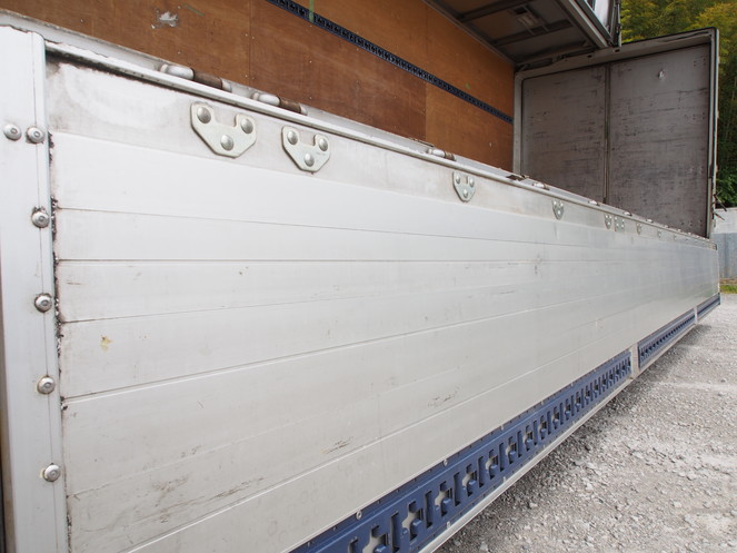 三菱ふそう ファイター ウイング車 中型 PA-FK61F 年式 H19[写真18]