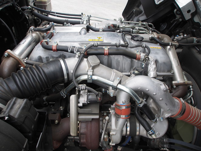 いすゞ ギガ ウイング車 大型 QKG-CYJ77A 年式 H27[写真33]