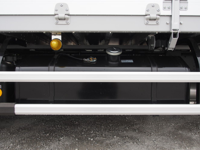 いすゞ ギガ ウイング車 大型 QKG-CYJ77A 年式 H27[写真36]