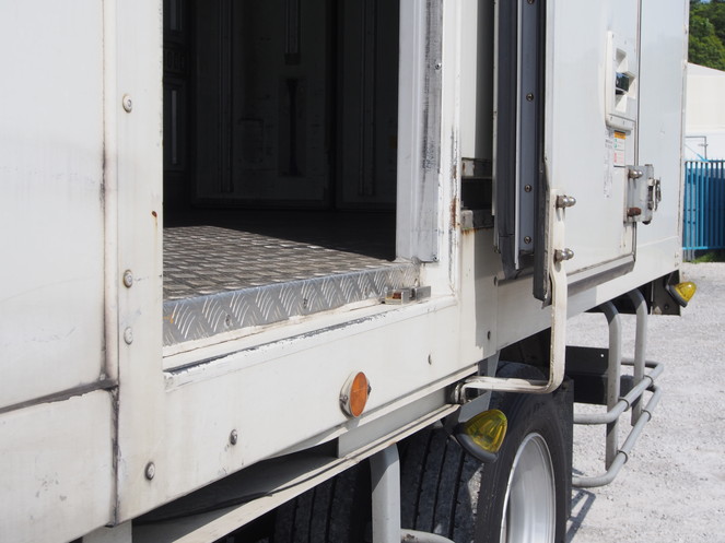 いすゞ エルフ 冷凍バン 小型 BDG-NPR85AN 年式 H19[写真15]