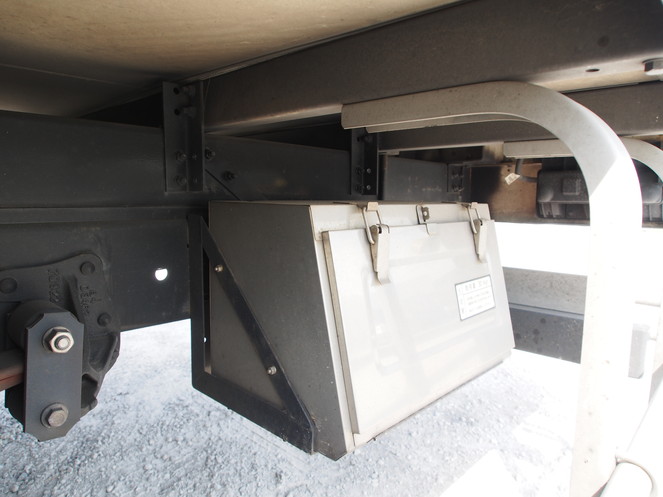 いすゞ エルフ 冷凍バン 小型 BDG-NPR85AN 年式 H19[写真30]