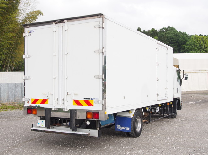 いすゞ フォワード 冷凍バン 中型 SKG-FRR90S2 年式 H23[写真07]