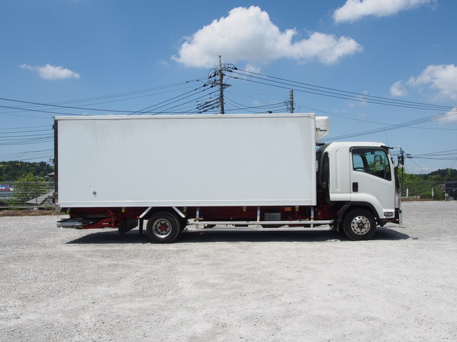 いすゞ フォワード 冷凍バン 中型 PKG-FRR90S2 年式 H21[写真14]