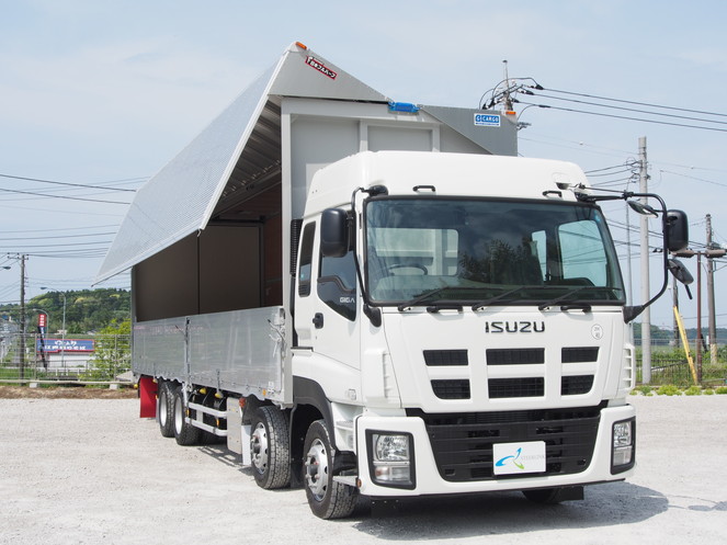 いすゞ ギガ ウイング車 大型 QKG-CYJ77A 年式 H27[写真08]