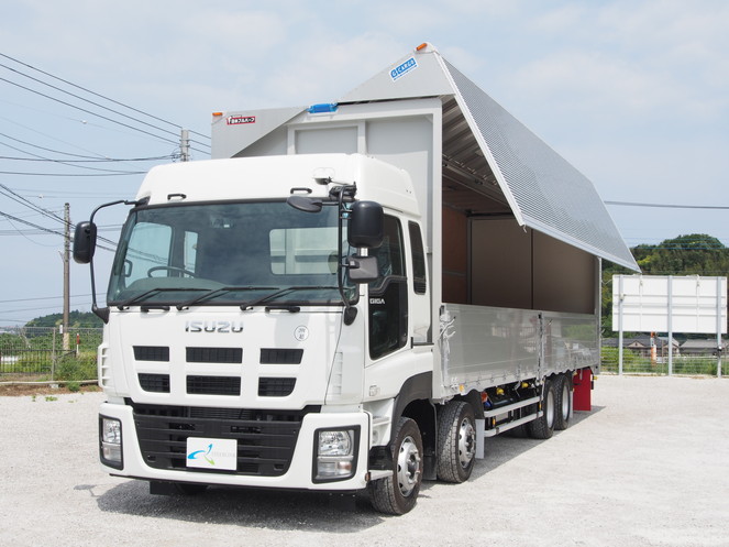 いすゞ ギガ ウイング車 大型 QKG-CYJ77A 年式 H27[写真09]