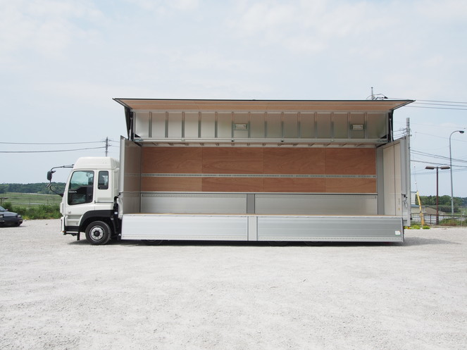 いすゞ ギガ ウイング車 大型 QKG-CYJ77A 年式 H27[写真13]