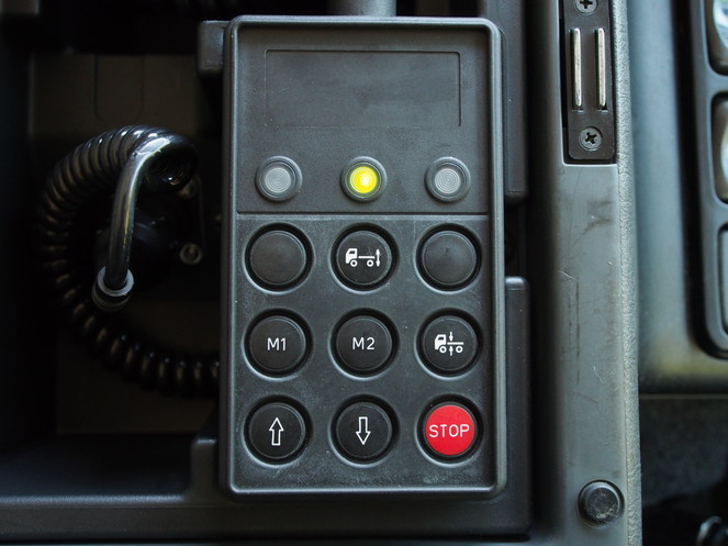 三菱ふそう スーパーグレート ウイング車 大型 LKG-FS54VZ 年式 H23[写真32]