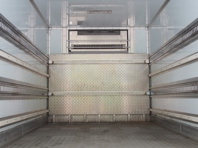 いすゞ フォワード 冷凍バン 中増t PDG-FTR34T2 年式 H20[写真17]