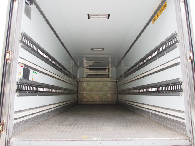 いすゞ フォワード 冷凍バン 中増t PDG-FTR34T2 年式 H20[写真14]