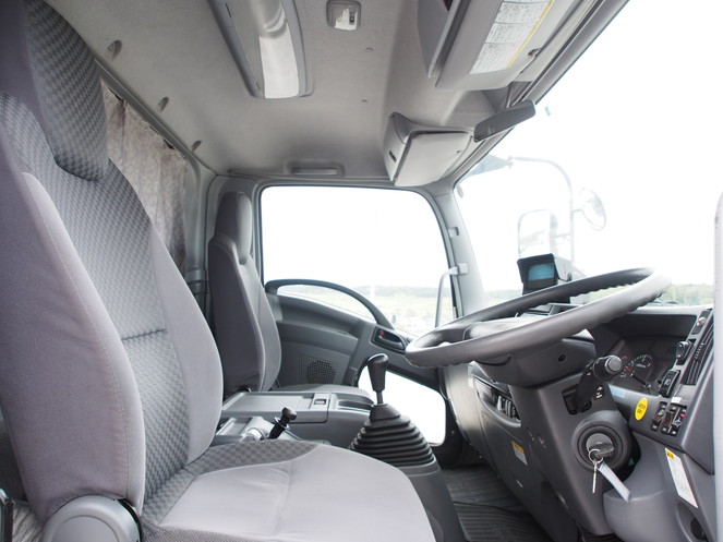 いすゞ フォワード 冷凍バン 中増t PDG-FTR34T2 年式 H20[写真23]