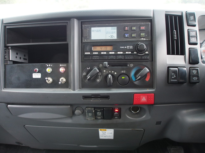 いすゞ エルフ 冷凍バン 小型 TKG-NPR85AN 年式 H25[写真23]