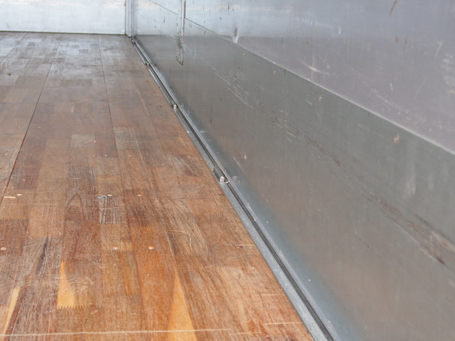 日野 レンジャー ウイング車 中型 BKG-FD7JLYA 年式 H22[写真30]